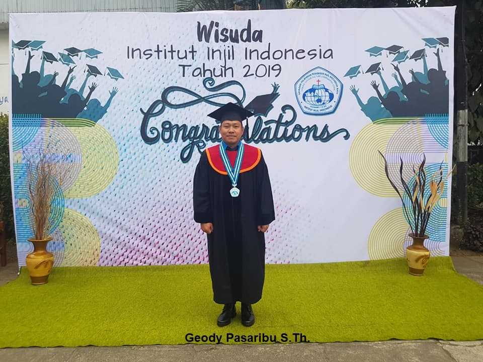 wisuda-2.jpg