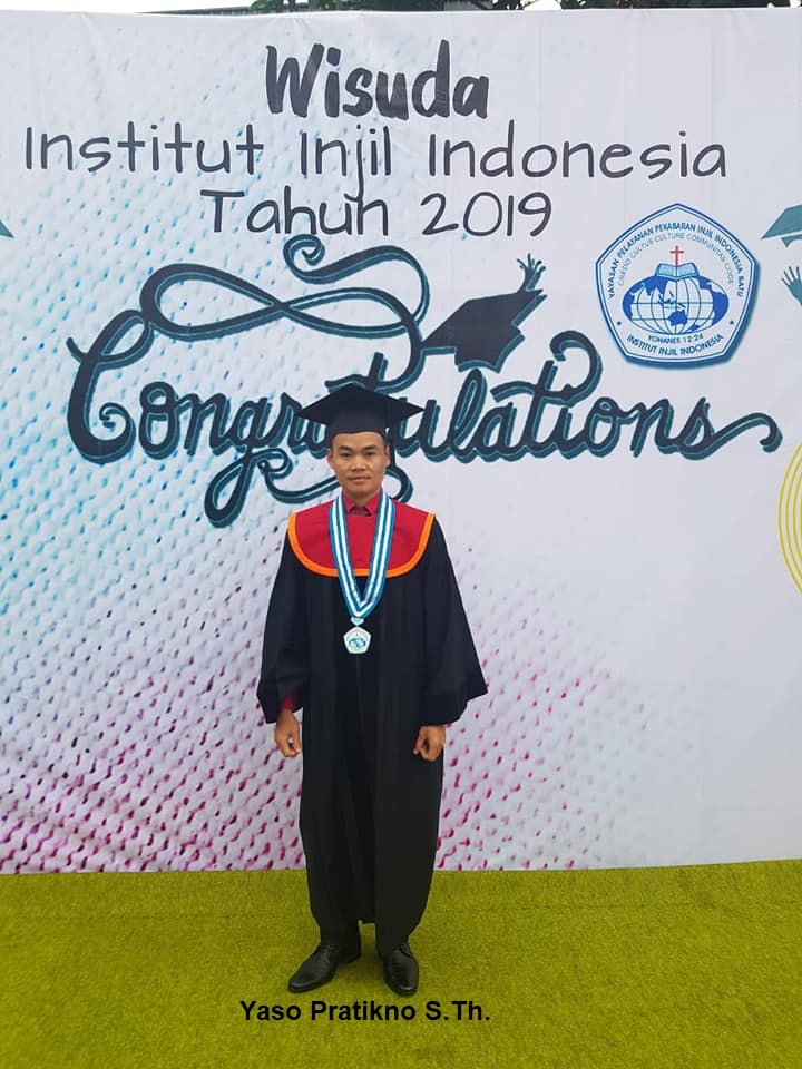 wisuda-3.jpg
